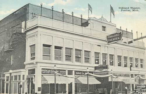 Oakland Theatre - Old Pic Of Oakland